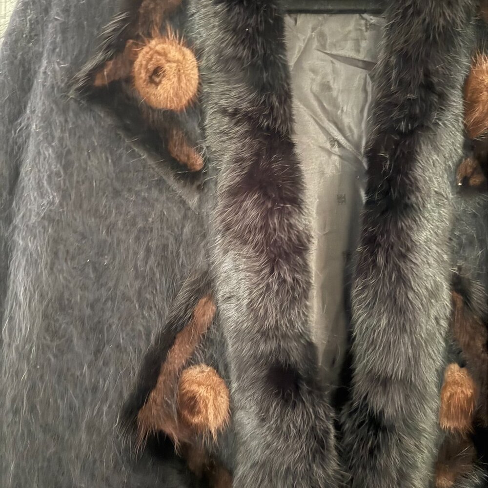 **Imago Rabbit/Lamb Fur Coat** - Picture 2 of 5